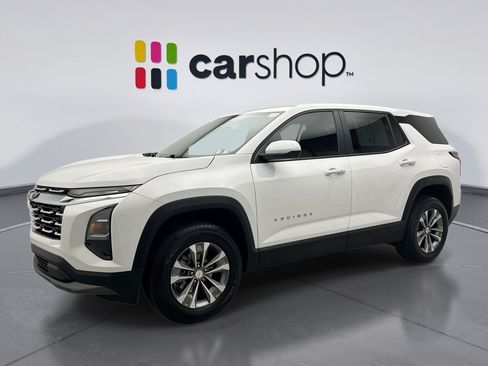 Used 2026 Chevrolet Equinox LT FWD image 1