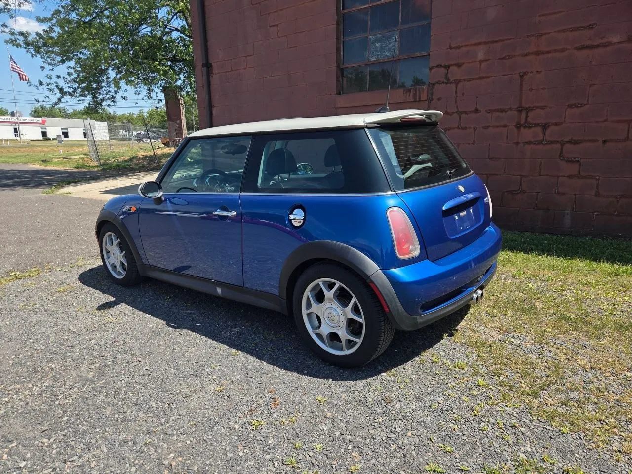 Used 2005 MINI Cooper S FWD image 4