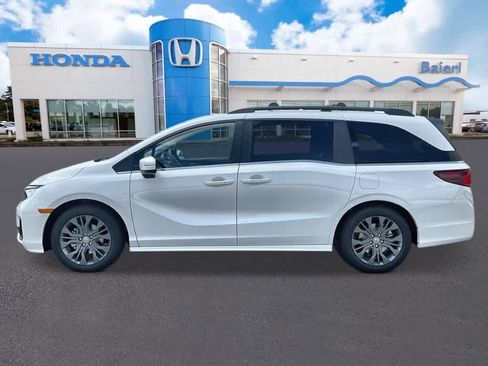 New 2026 Honda Odyssey Touring image 2
