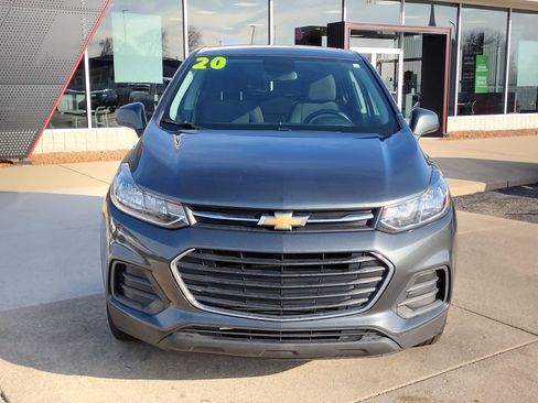 Used 2020 Chevrolet Trax LS w/ Tint and Cruise Package image 11