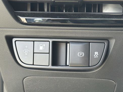 Used 2025 Kia EV6 Light image 17