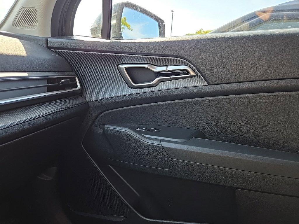Certified 2023 Kia Sportage LX AWD/4WD image 23