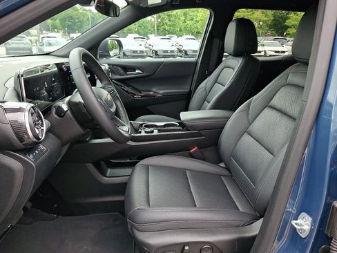 Used 2026 Chevrolet Equinox LT w/ Convenience Package II AWD/4WD image 14
