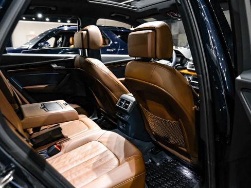 Used 2018 Audi Q5 2.0T Premium Plus w/ Premium Plus Package image 38