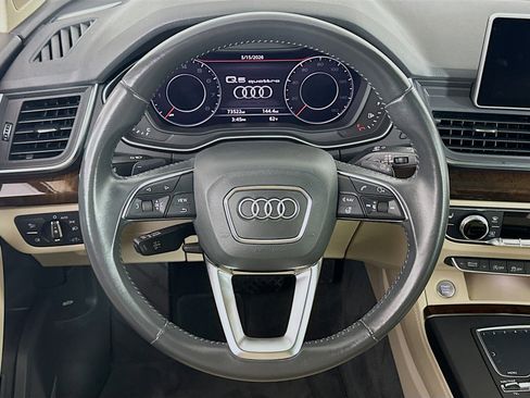 Used 2019 Audi Q5 2.0T Premium Plus AWD/4WD image 18