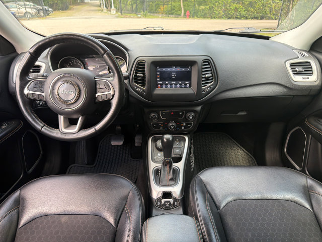 Used 2018 Jeep Compass Latitude w/ Popular Equipment Group AWD/4WD image 22