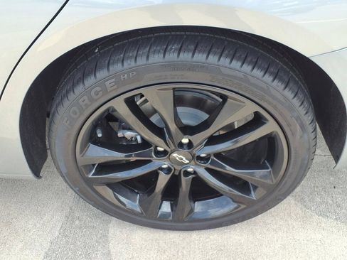 Used 2025 Chevrolet Malibu LT w/ Sport Edition FWD image 10