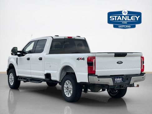 Used 2021 Ford F250 XLT w/ XLT Value Package AWD/4WD image 7