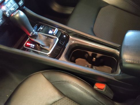 Used 2024 Jeep Compass Latitude image 26