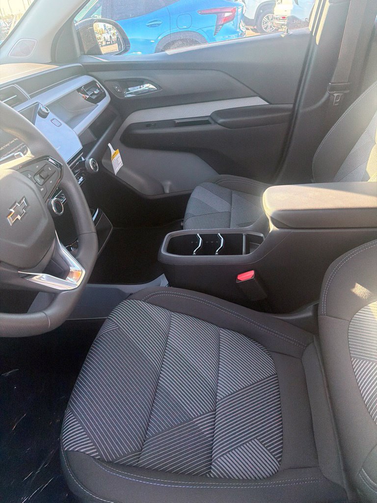 New 2027 Chevrolet Bolt LT FWD image 12