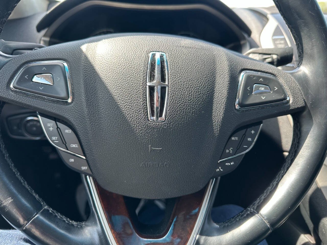Used 2016 Lincoln MKZ AWD w/ Equipment Group 300A Reserve image 20