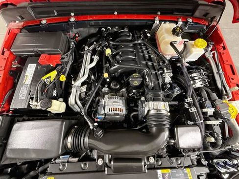 Used 2023 Jeep Gladiator Sport AWD/4WD image 28