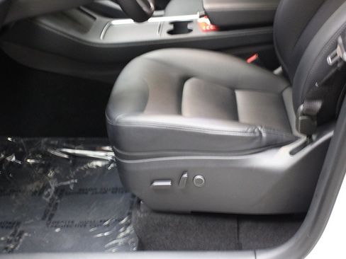 Used 2023 Tesla Model Y Long Range image 14