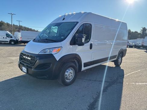 Used 2023 RAM ProMaster 2500 FWD image 7