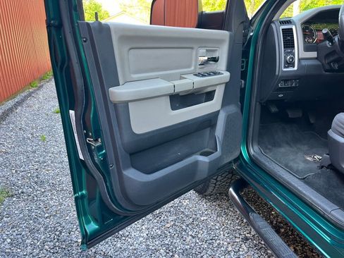 Used 2010 Dodge Ram 2500 Truck SLT w/ Big Horn Regional Pkg AWD/4WD image 25