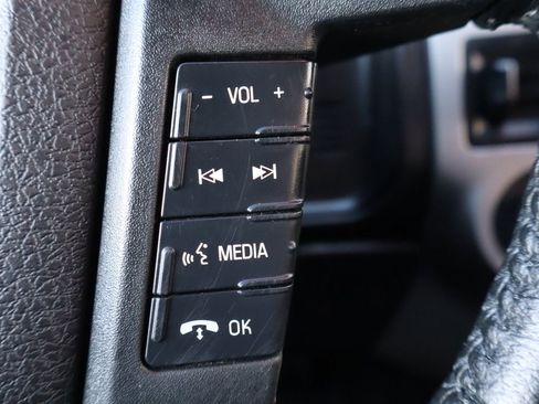 Used 2017 Ford Expedition XLT image 32