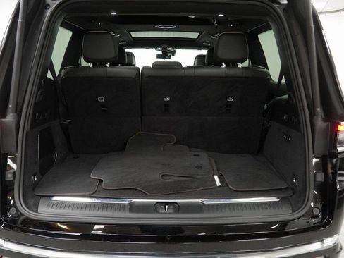 Certified 2024 Jeep Grand Wagoneer Series III w/ Rear Seat Video Group 1 image 49