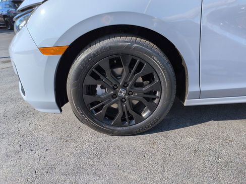 Used 2025 Honda Odyssey Sport-L image 27