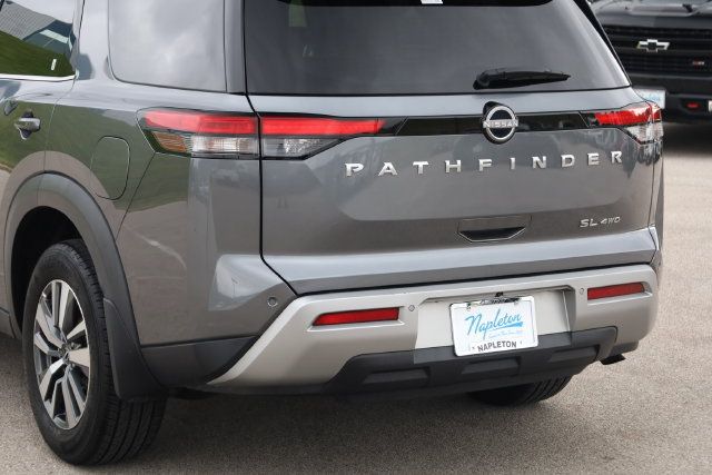 Used 2024 Nissan Pathfinder SL AWD/4WD image 7