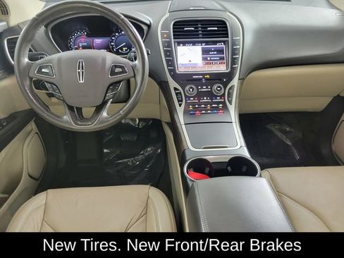 Used 2018 Lincoln MKX Reserve image 19