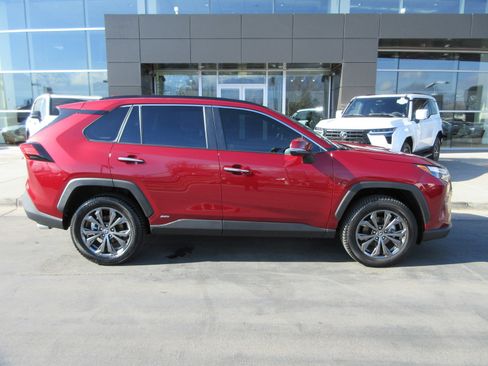 Used 2025 Toyota RAV4 Limited w/ Weather Package image 12