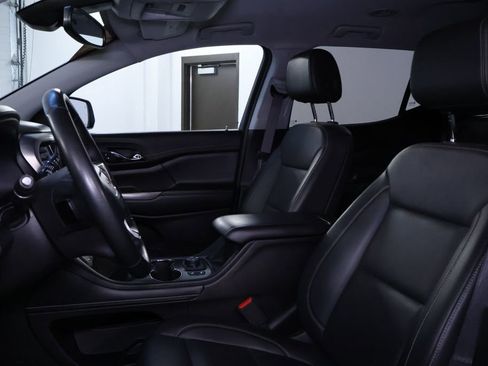 Used 2023 GMC Acadia SLT image 14