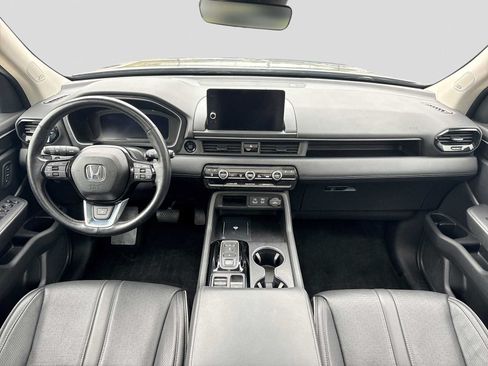 Used 2023 Honda Pilot Elite image 14