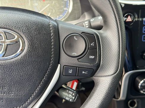 Used 2019 Toyota Corolla L FWD image 23