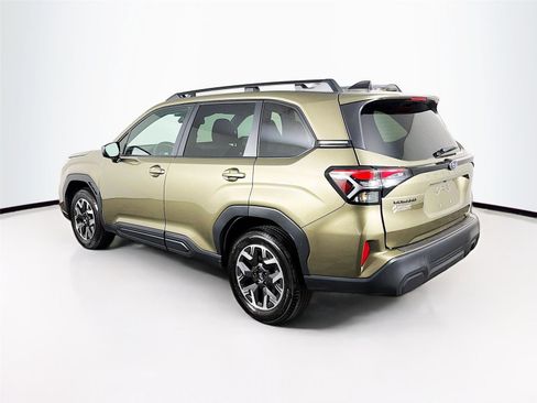 Certified 2026 Subaru Forester Premium AWD/4WD image 5