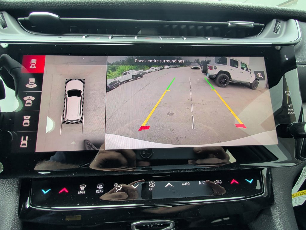 New 2026 Jeep Grand Cherokee Limited w/ Luxury Tech Group II AWD/4WD image 24