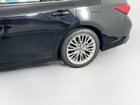 Used 2019 Toyota Avalon Limited w/ Advanced Safety Package FWD image 31