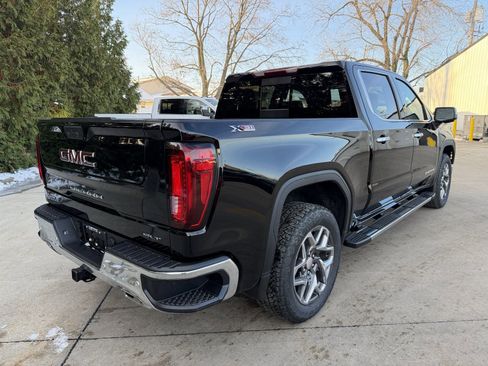 New 2026 GMC Sierra 1500 SLT w/ SLT Premium Plus Package AWD/4WD image 31