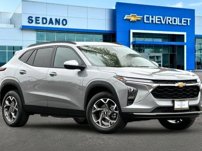 New 2026 Chevrolet Trax LT w/ Driver Confidence Package