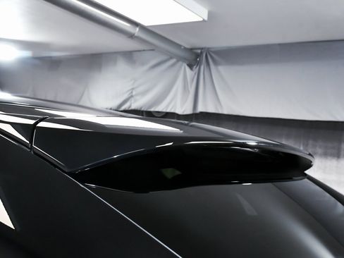 Used 2022 Porsche Cayenne Platinum Edition image 81