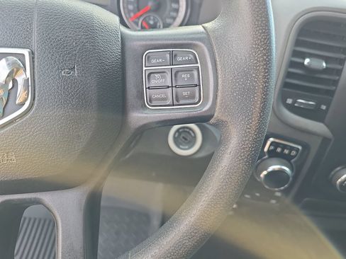 Used 2019 RAM 1500 Express w/ Express Value Package AWD/4WD image 17