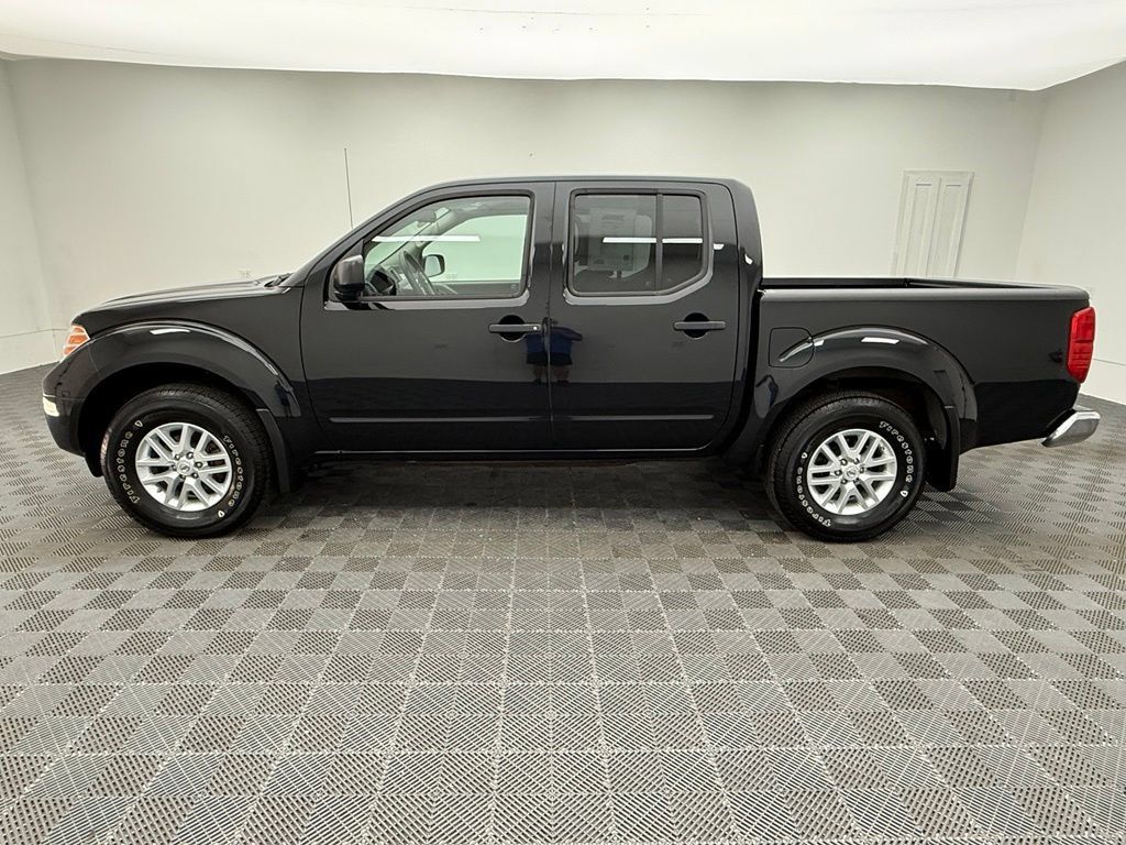 Used 2019 Nissan Frontier SV AWD/4WD image 9