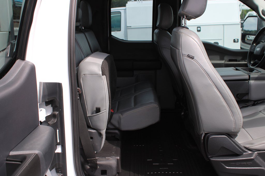 Used 2024 Ford F350 XL w/ XL Chrome Package RWD image 28