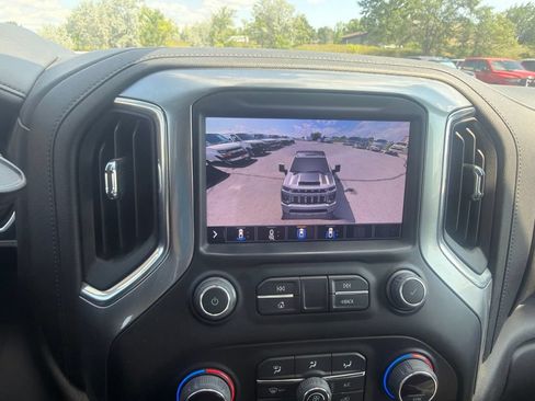 Used 2022 Chevrolet Silverado 3500 LTZ AWD/4WD image 21