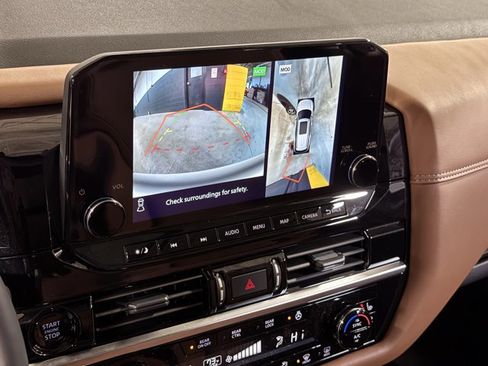 New 2025 Nissan Pathfinder Platinum image 45