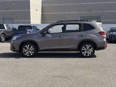 Used 2022 Subaru Forester Limited AWD/4WD image 10