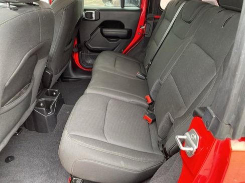 Used 2021 Jeep Wrangler Unlimited Sport image 27