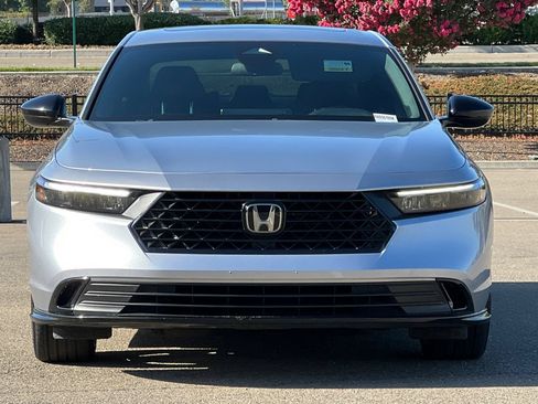 Used 2024 Honda Accord Sport image 9