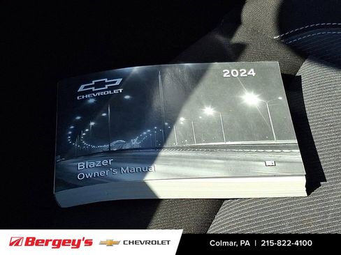 Certified 2024 Chevrolet Blazer LT w/ Convenience Package FWD image 26
