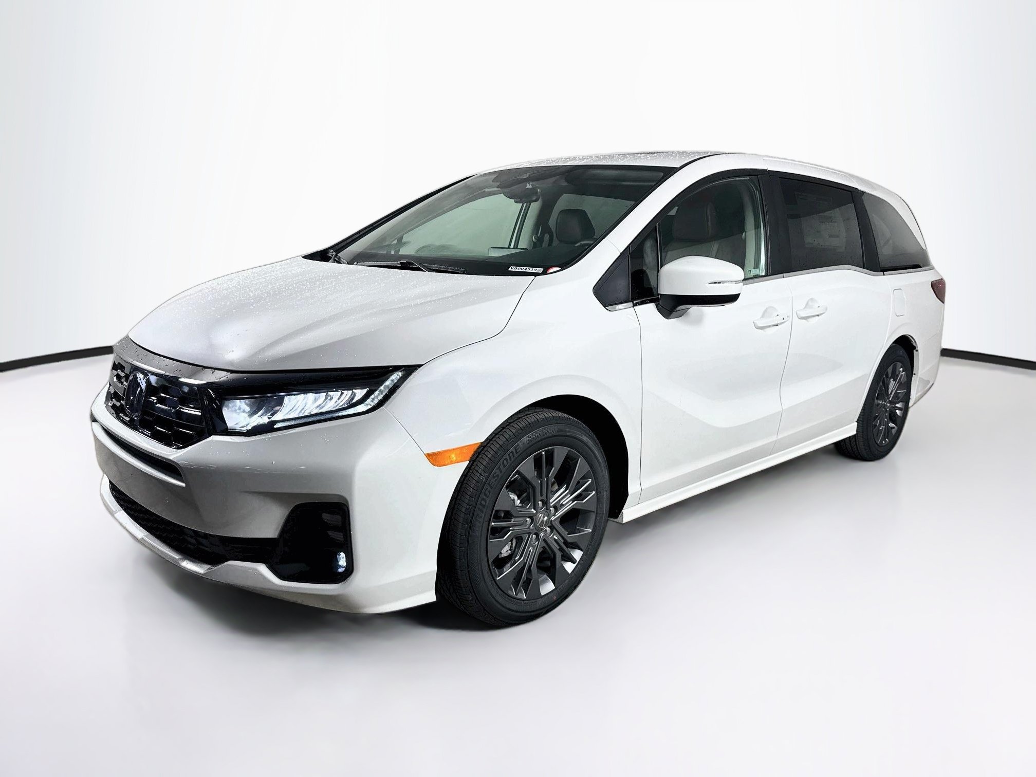 New 2027 Honda Odyssey Touring image 4