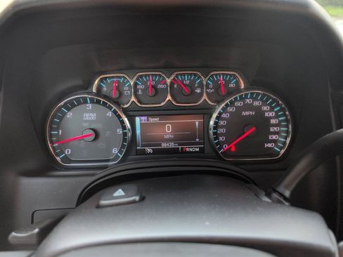 Used 2015 Chevrolet Tahoe LT AWD/4WD image 18