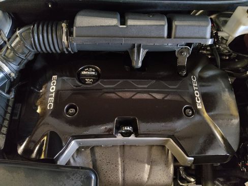 Used 2017 Buick Envision Essence image 30