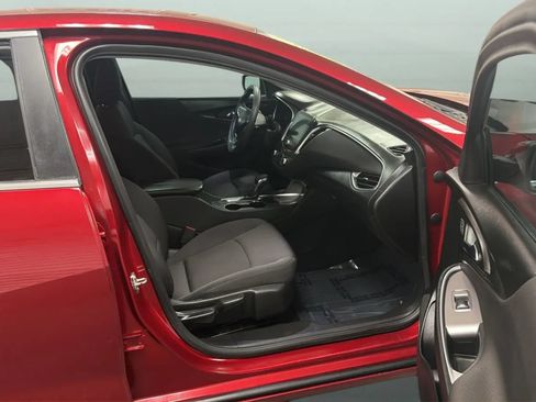 Used 2021 Chevrolet Malibu LT FWD image 20