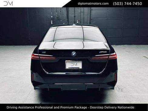 Used 2024 BMW i5 M60 w/ Premium Package AWD/4WD image 6
