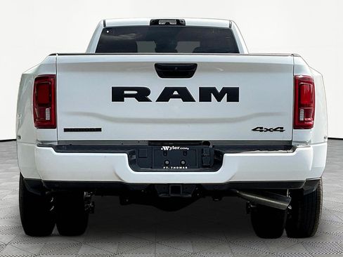 New 2026 RAM 3500 Big Horn AWD/4WD image 5