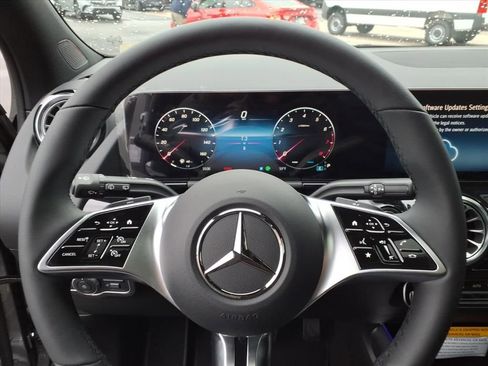 Used 2026 Mercedes-Benz GLA 250 4MATIC image 19